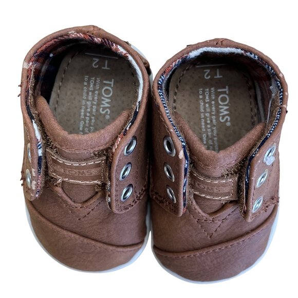 Toms Toddler Brown Lining With TPR Sole Baby Shoes Size T2 - Picture 5 of 11